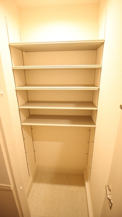 靴箱 グロリアハイツはびきのＡ棟