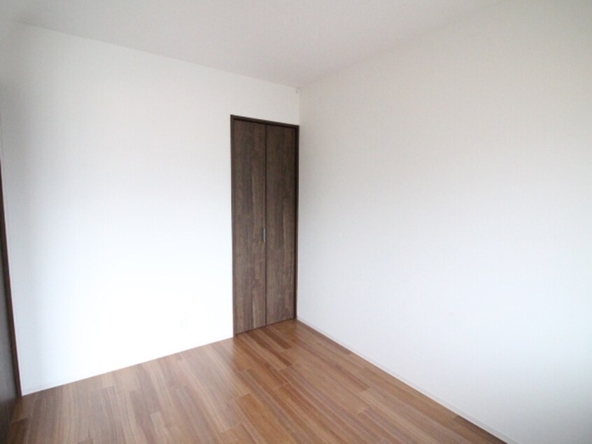 居室 フウキパレス東山本