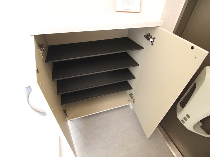 靴箱 ロイヤルマンション２号棟