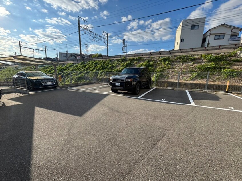 駐車場 ＤＳ上野芝