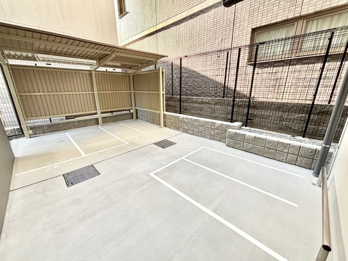 バイク置き場 ﾌｧｰｽﾄﾌｨｵｰﾚ吹田ﾚｶﾞｰﾒ(801)