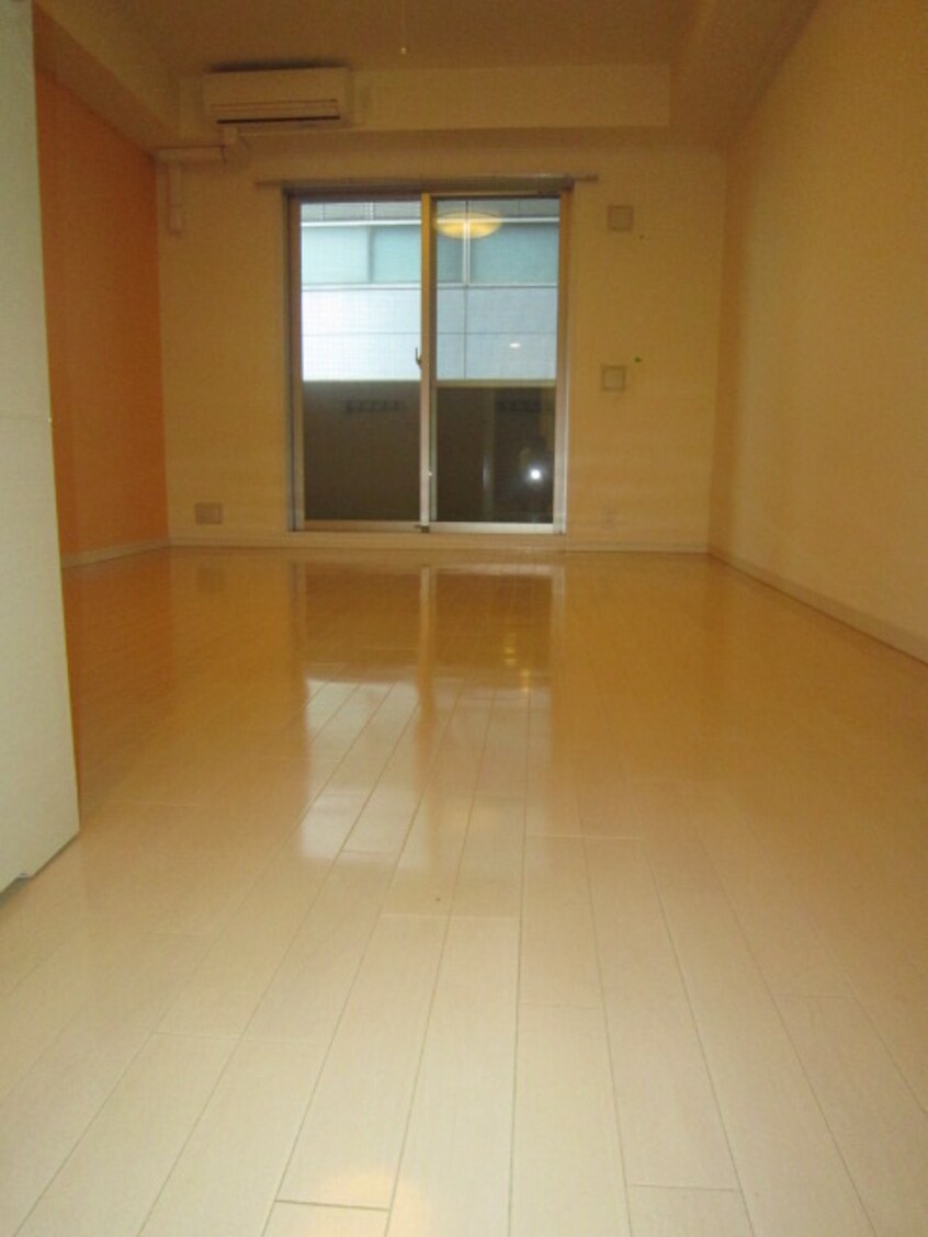 居室 ｸﾗｳﾝﾊｲﾑ北心斎橋ﾌﾗﾜ-ｺ-ﾄ