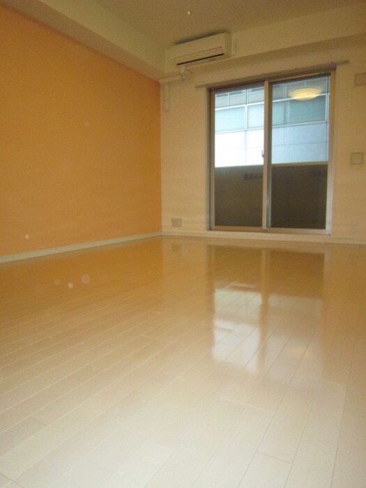 居室 ｸﾗｳﾝﾊｲﾑ北心斎橋ﾌﾗﾜ-ｺ-ﾄ