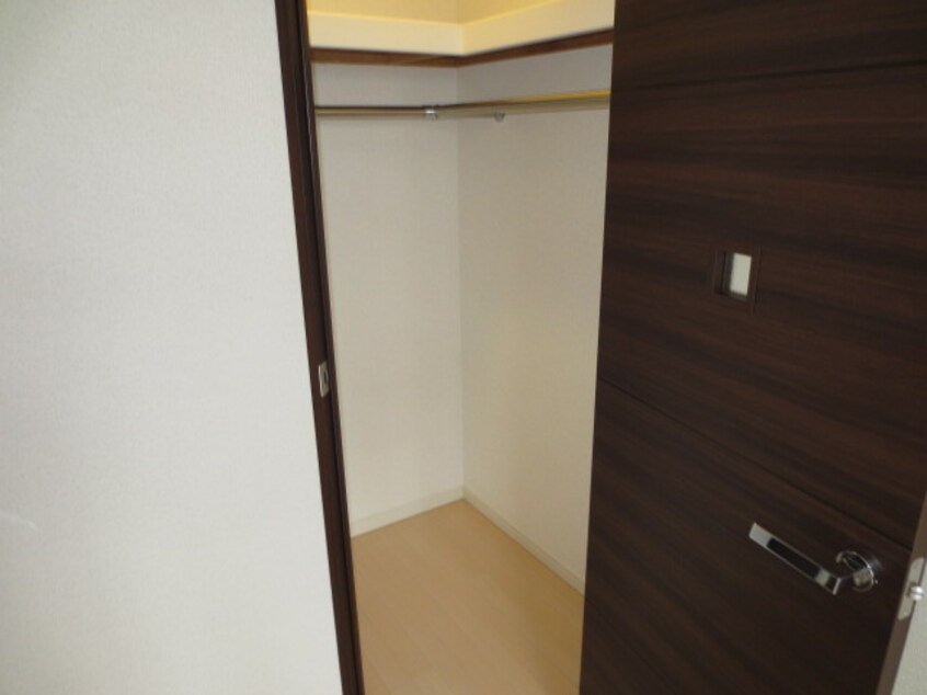 収納 ｸﾗｳﾝﾊｲﾑ北心斎橋ﾌﾗﾜ-ｺ-ﾄ