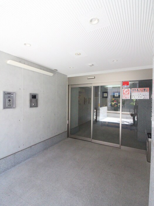 エントランス部分 みおつくし西梅田