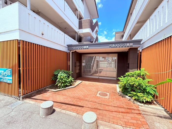 エントランス部分 ベルメゾン５番館