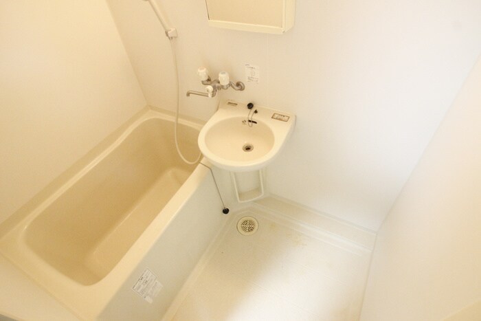 バス／シャワールーム等 離宮前グリ－ンハイツ