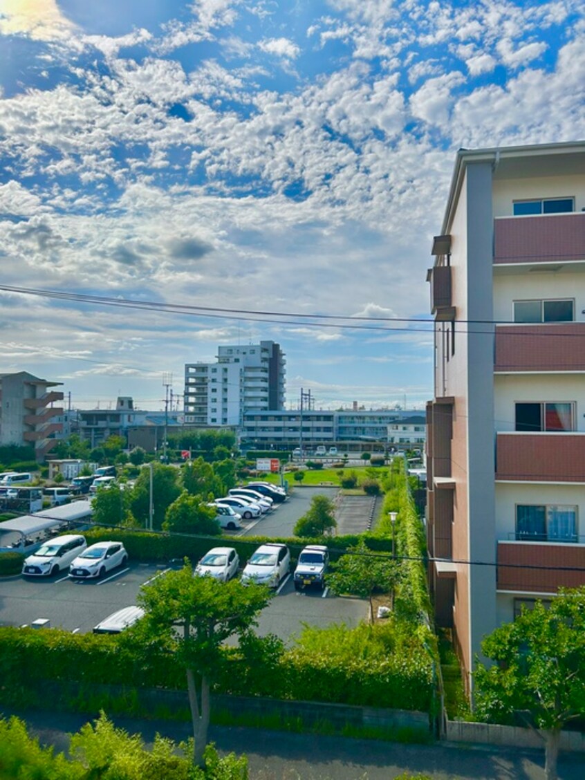 室内からの展望 綾園松井邸ワンル－ム