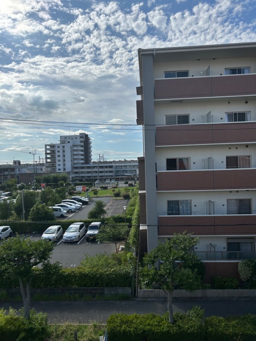 室内からの展望 綾園松井邸ワンル－ム