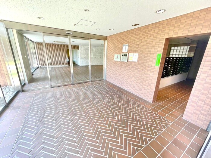 エントランス部分 サニ－プレイス西芦屋２号館