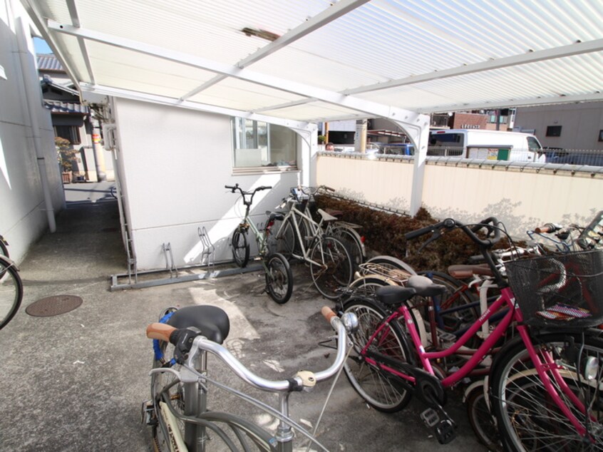 駐輪場 すばる一番館