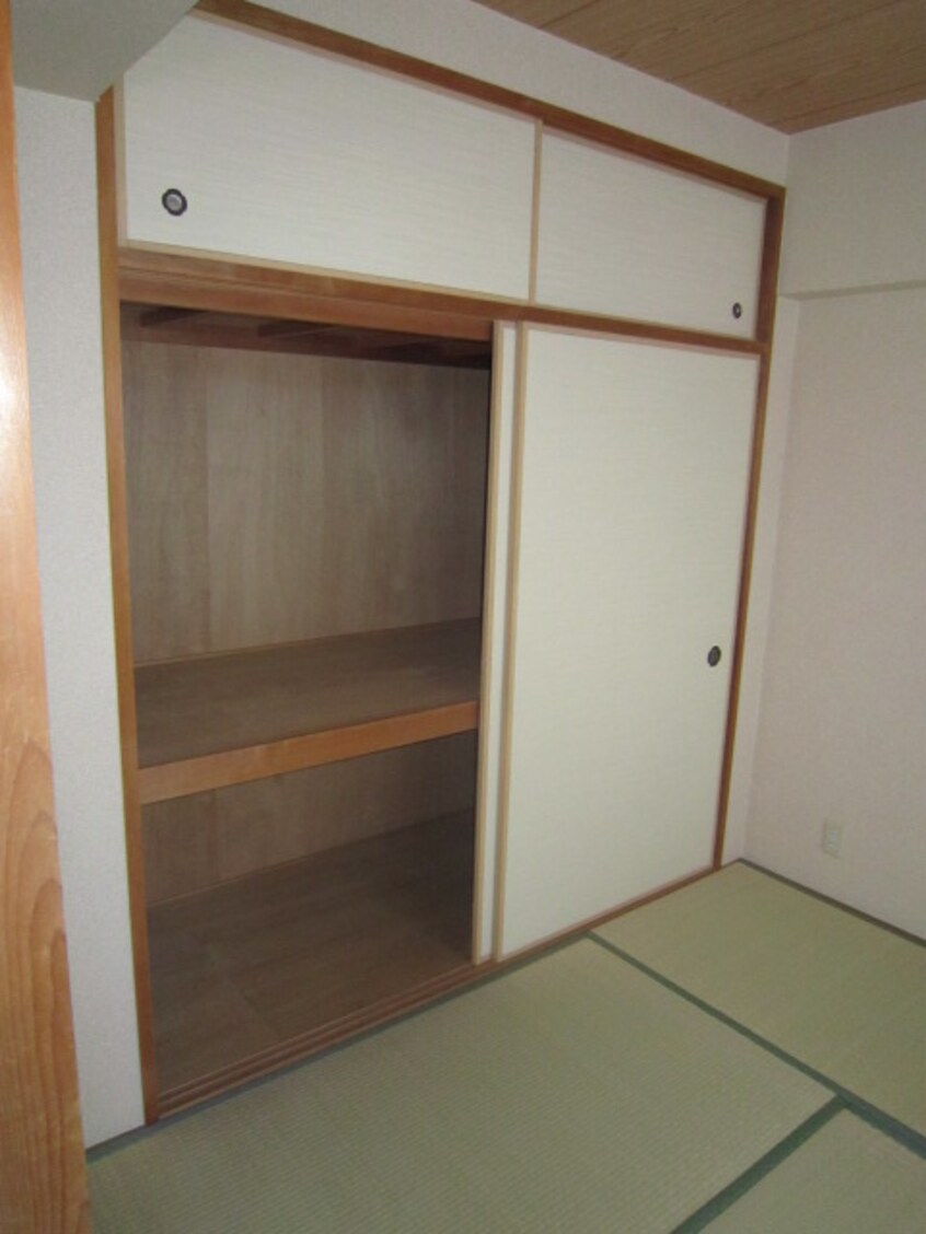 収納 メゾンフルール