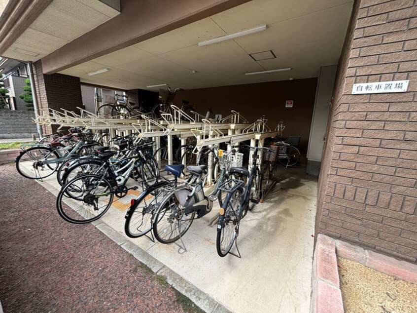駐輪場 オルフェア我孫子Ⅲ番館