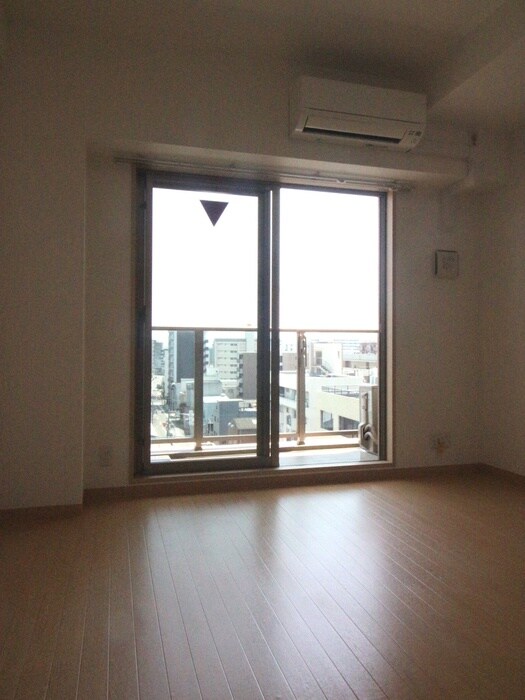 居室 ＣＯＣＯＲＯ－ＷＥＳＴ