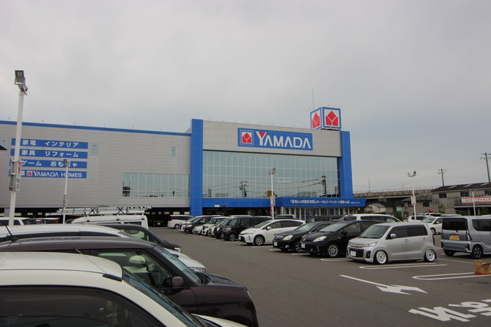 ヤマダ電機(電気量販店/ホームセンター)まで1000m ビレッジハウス草部5号棟