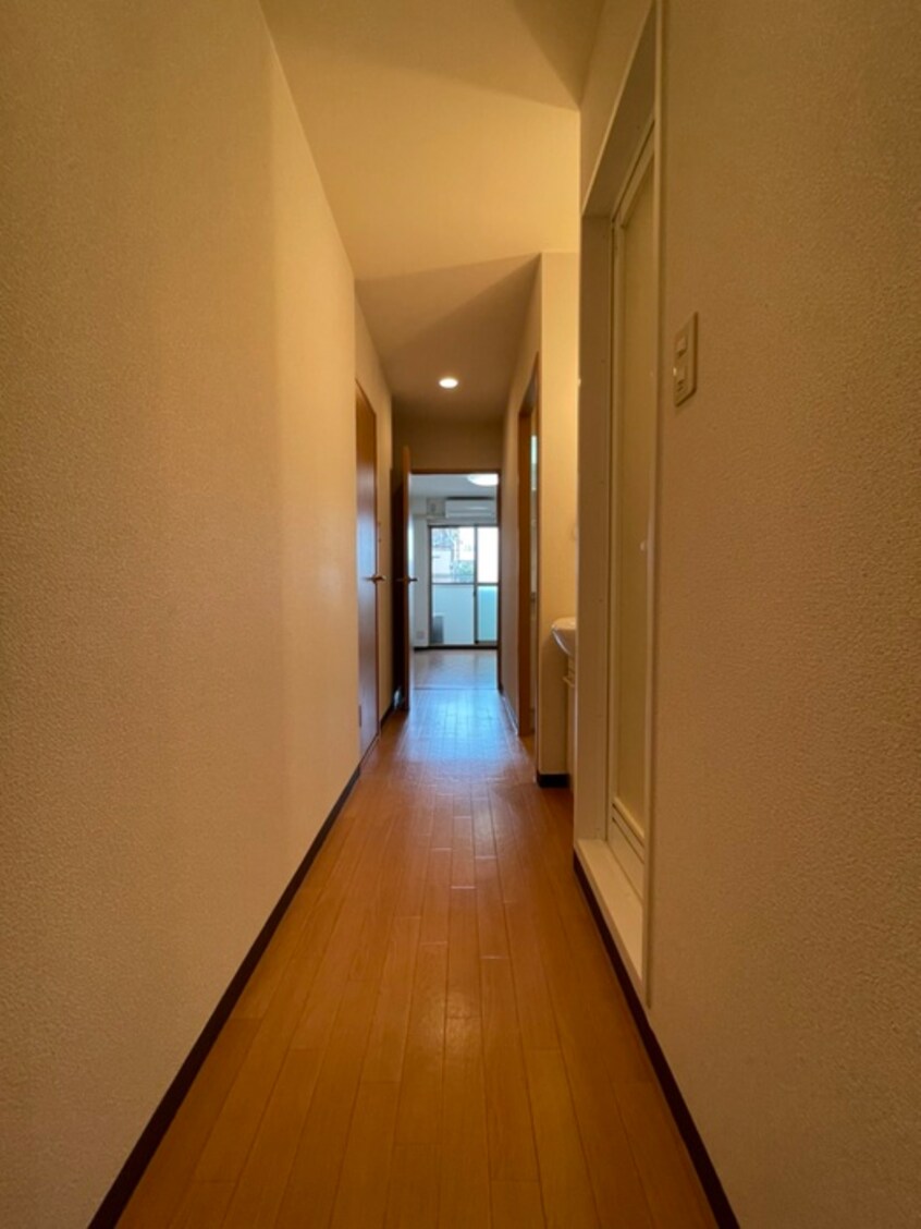 廊下 ポレ－ル新石切