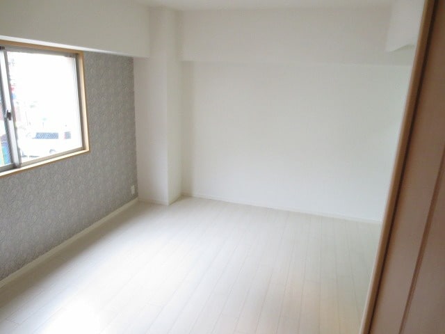 居室 リアルテ湊川公園