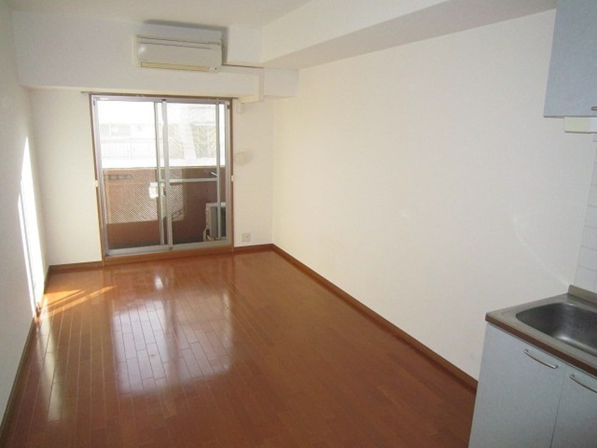 居室 リアルテ湊川公園