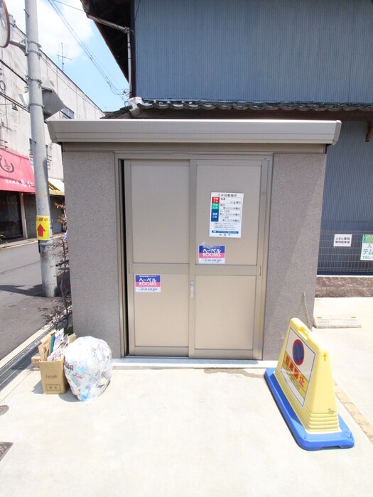 エントランス部分 フレシール