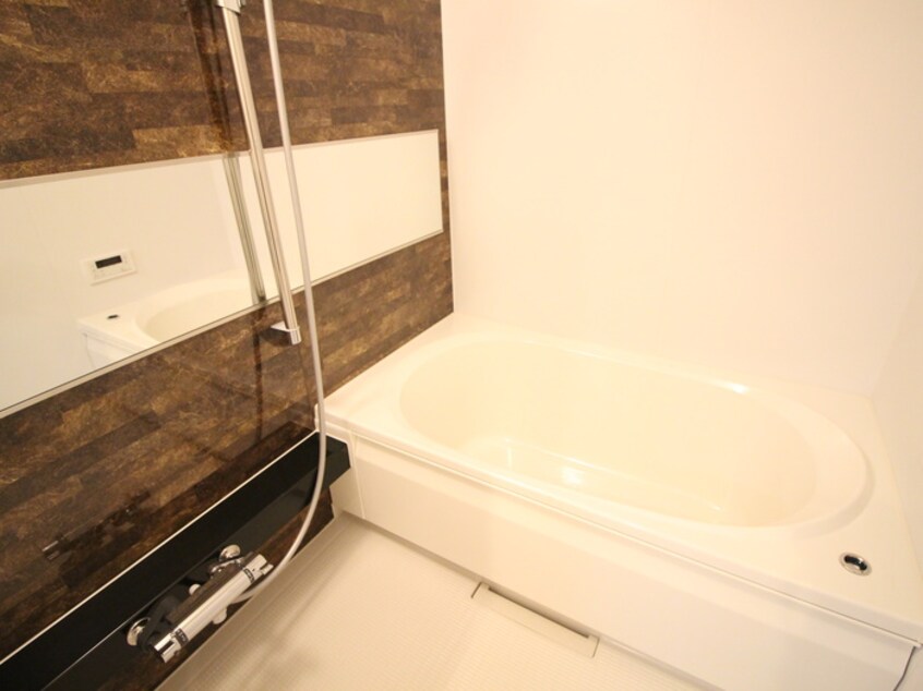 バス／シャワールーム等 Grand briller