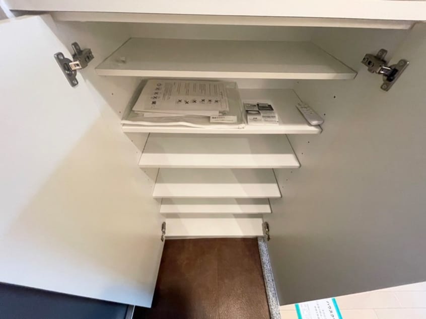 靴箱 ﾗｲｼﾞﾝｸﾞｺｰﾄ三宮ﾏﾘｰﾅｼﾃｨ(502)