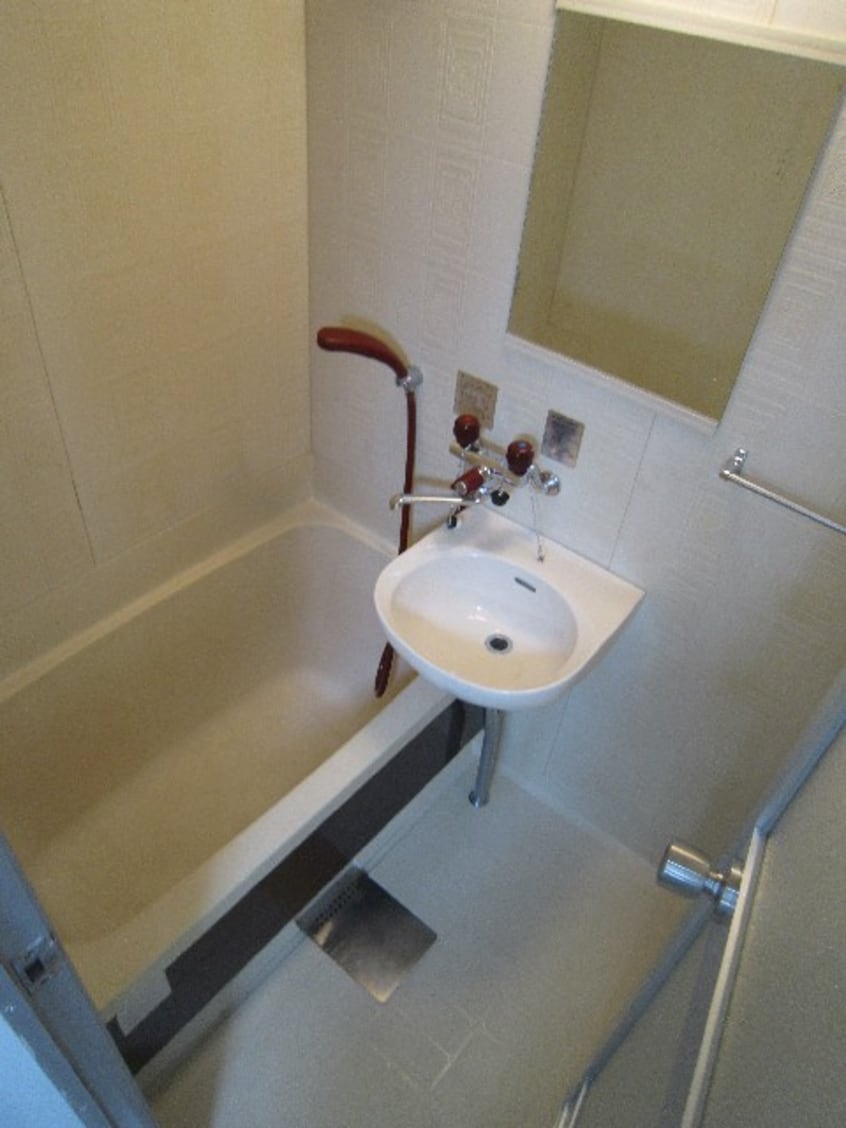 バス／シャワールーム等 メゾンドリュウ北野