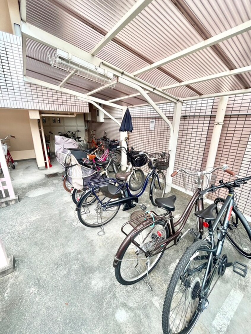 駐輪場 鶴見パールハイツ
