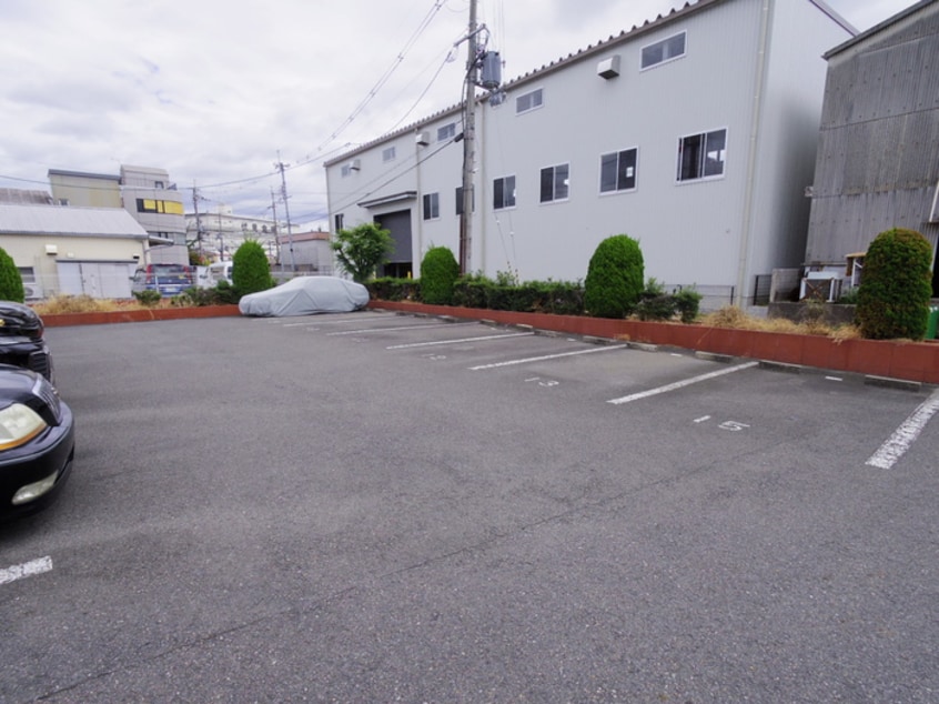 駐車場 ミロ－ズコ－ト