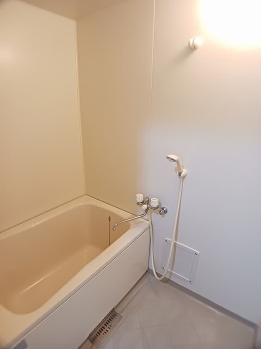 バス／シャワールーム等 ミロ－ズコ－ト