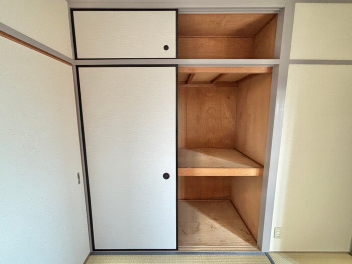 収納 シロハイヌ湯里