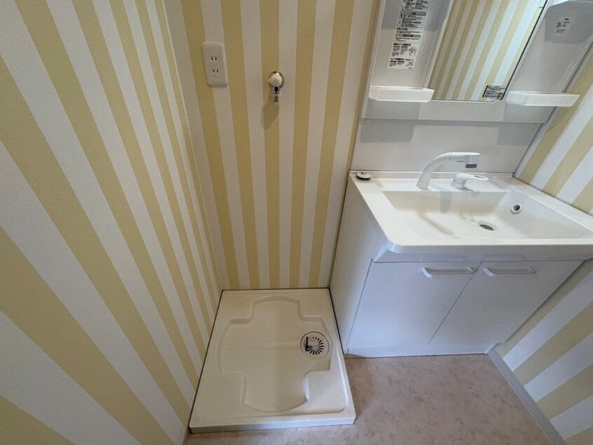 洗濯機置場 ｻﾝﾋﾟｱﾊｲﾂⅠ