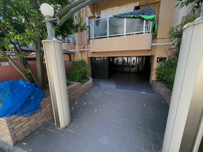 エントランス部分 ラムール住吉
