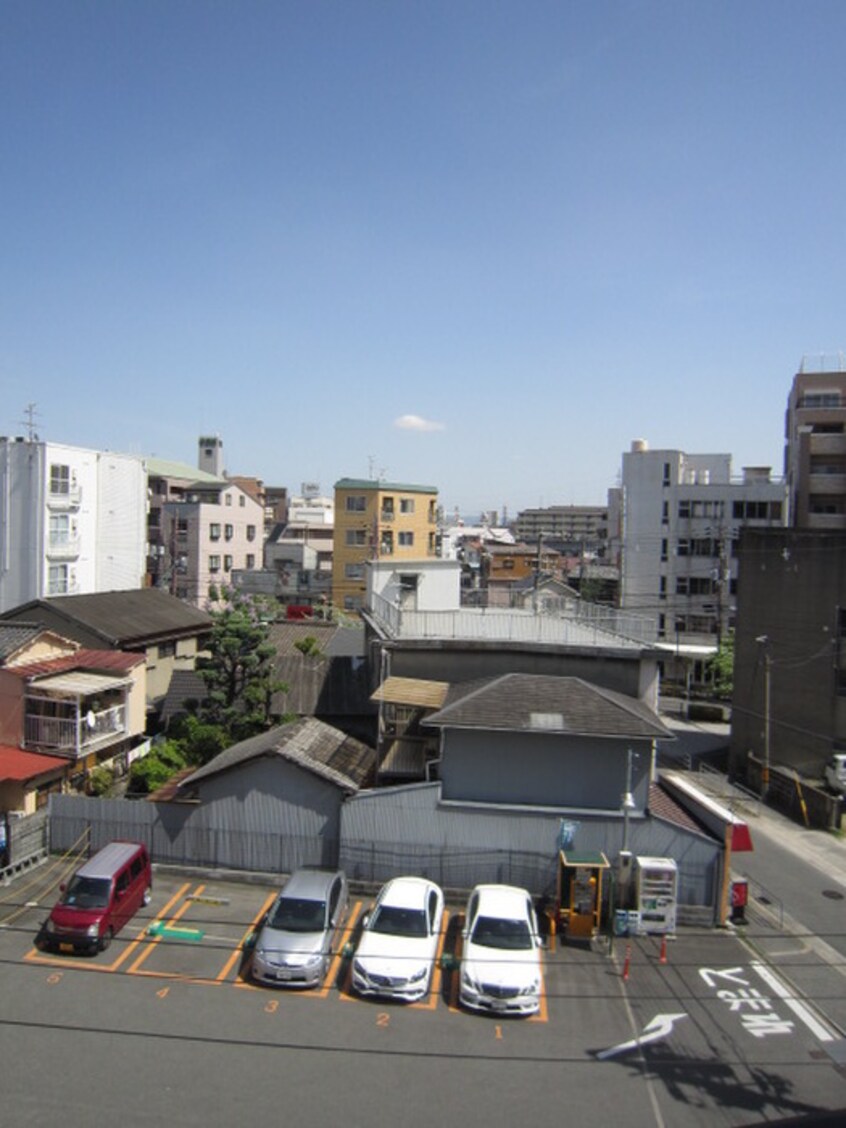 室内からの展望 ココデメール