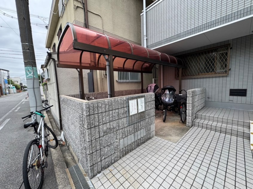 駐輪場 エスポアール太子橋