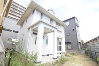 潮見ヶ丘1-8-8戸建