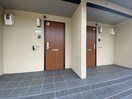 エントランス部分 ロイヤルコントラーダ