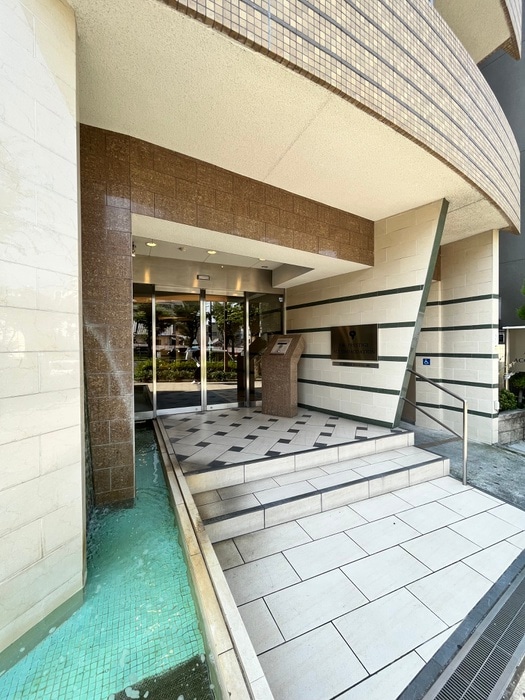 エントランス部分 大阪PRESTIGE　ACCOMMODATION