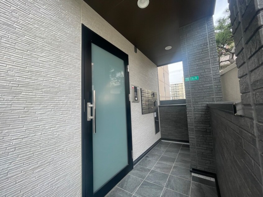 エントランス部分 フランメゾンⅡ