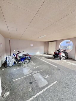 バイク置き場