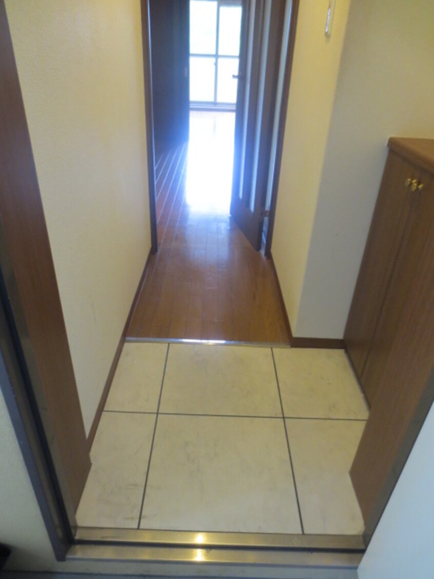 玄関 グラン・リヴィエール西京極