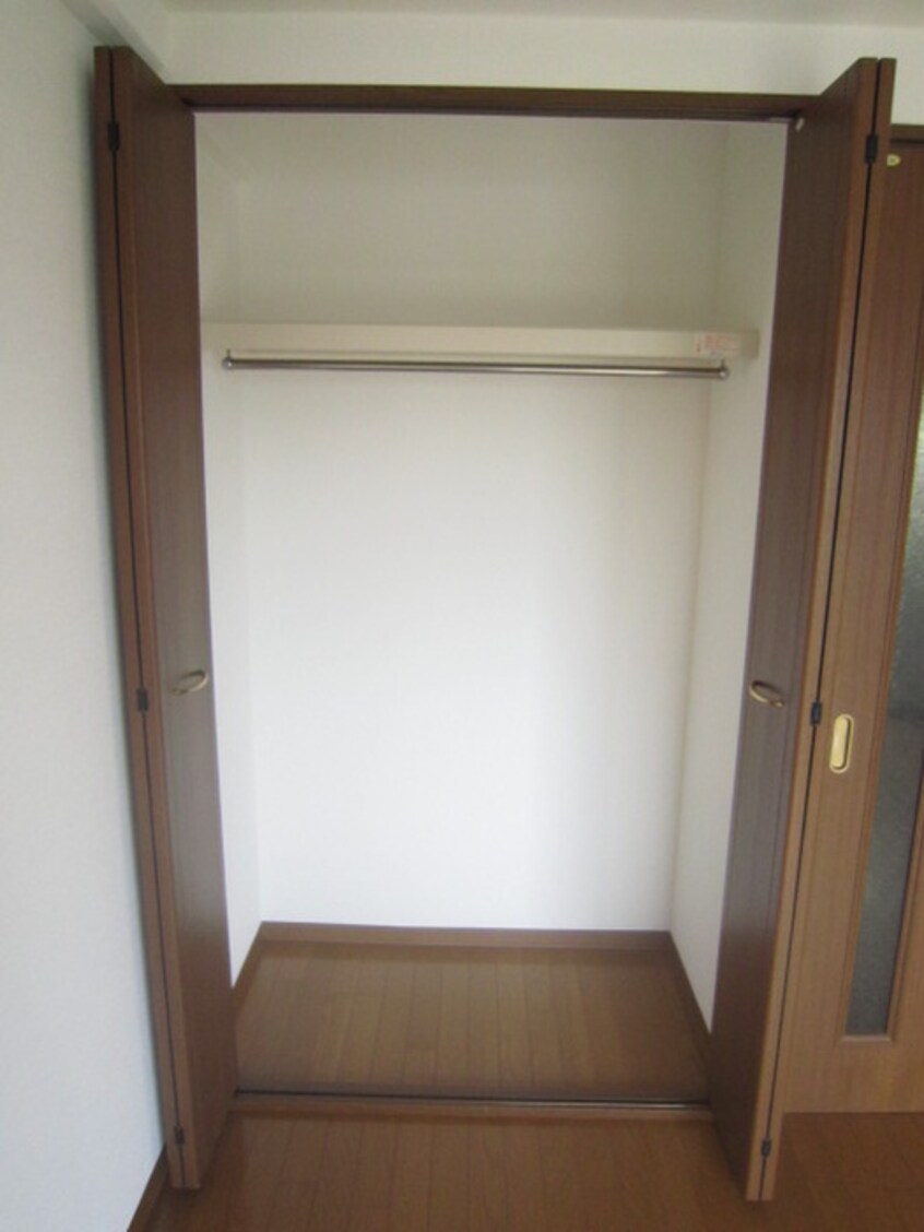 収納 グラン・リヴィエール西京極