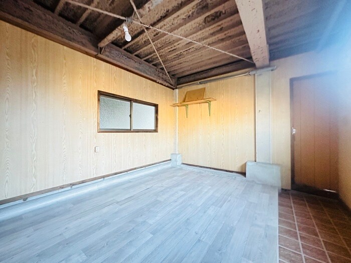 居室 五月ケ丘貸家