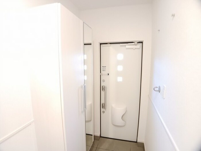 玄関 プリムローズK