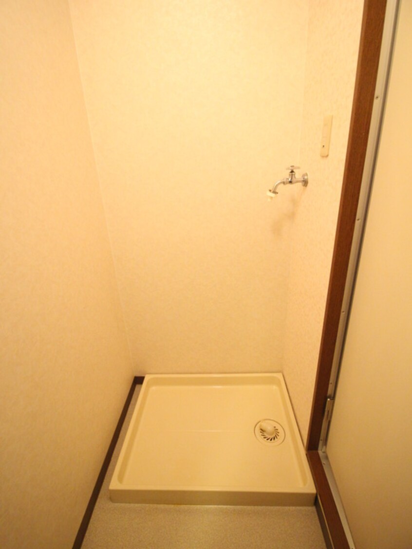 洗濯機置場 モンミエール