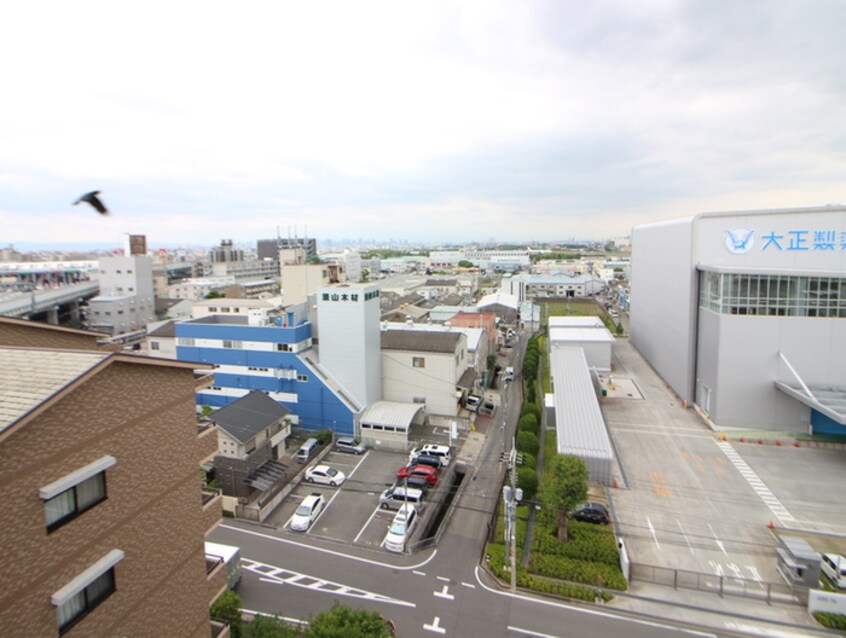 室内からの展望 空港・リブレ大阪屋