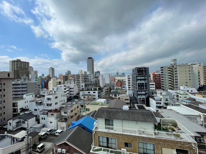 室内からの展望 Cherry Blossom 真田山