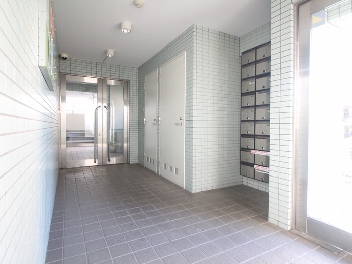 エントランス部分 ア－バンＫⅡ