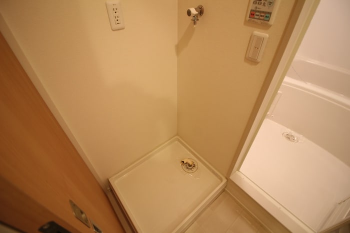 洗濯機置場 ネオメゾン東灘