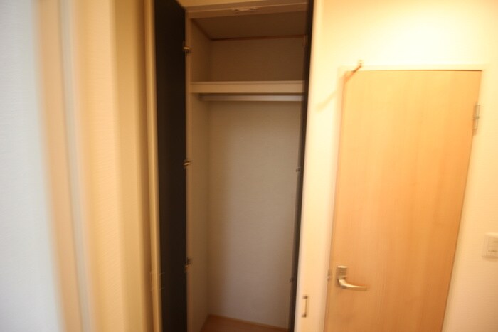 収納 ネオメゾン東灘