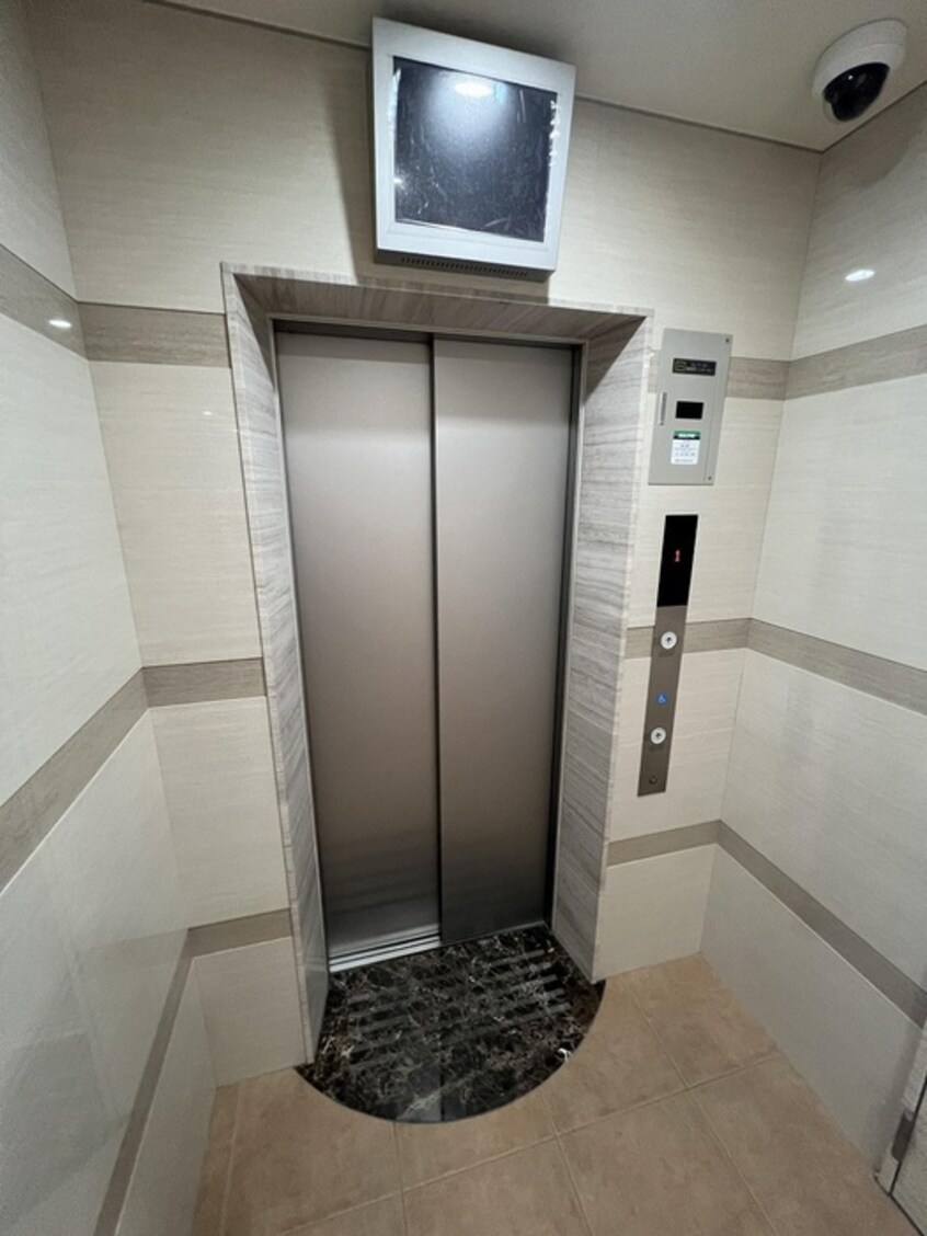 建物設備 Airport Front ASD